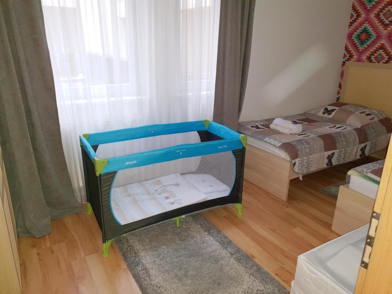 Vagabond Apartman Miskolc Exterior photo